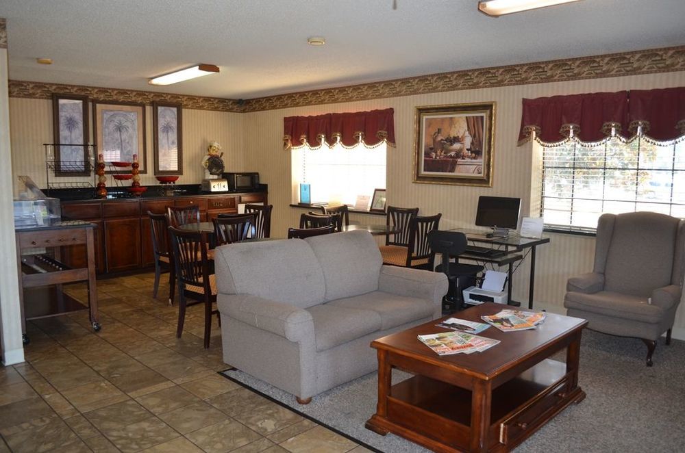 Americas Best Value Inn - Бейтсвилл Интерьер фото