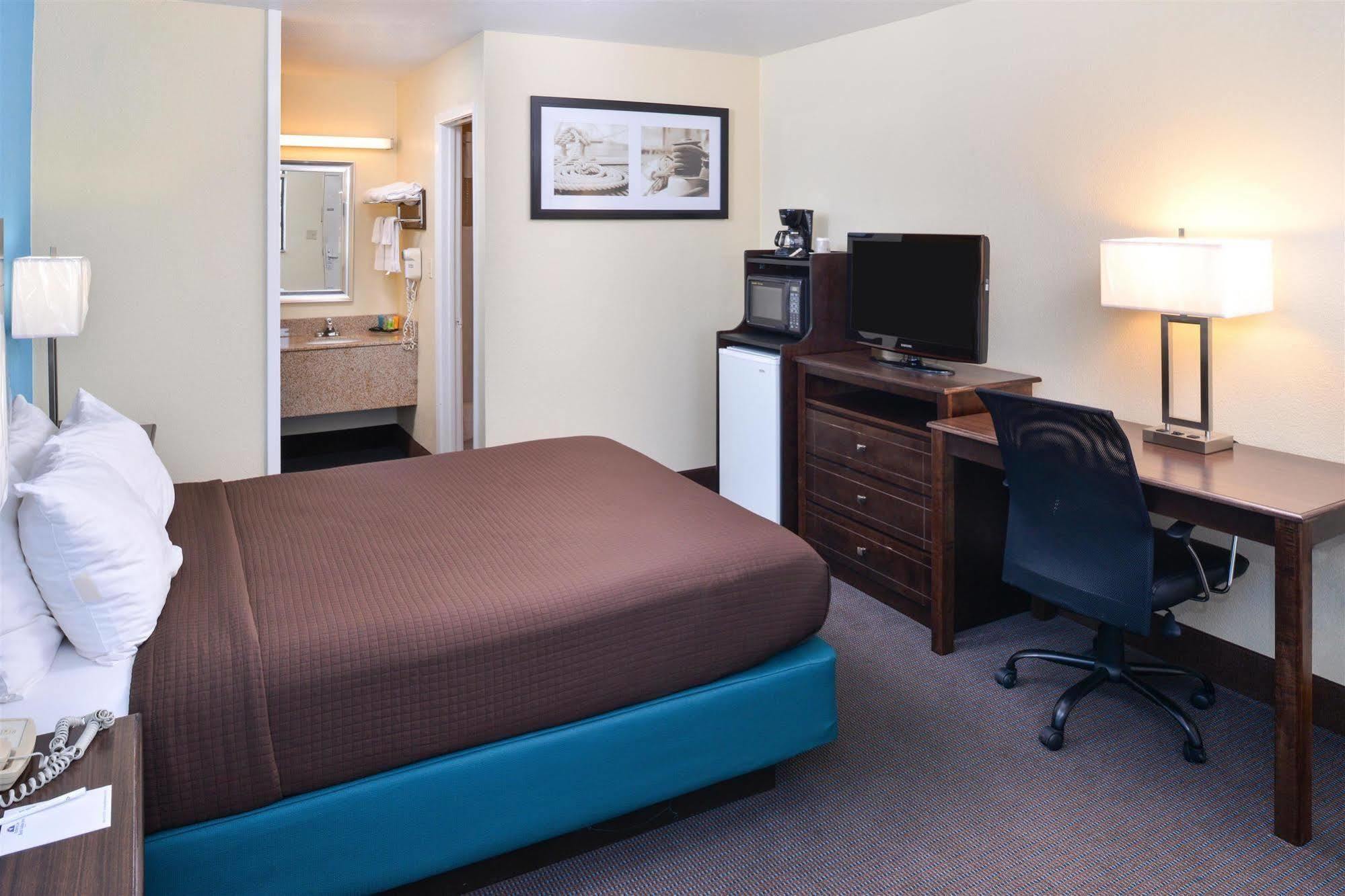 Americas Best Value Inn - Бейтсвилл Экстерьер фото
