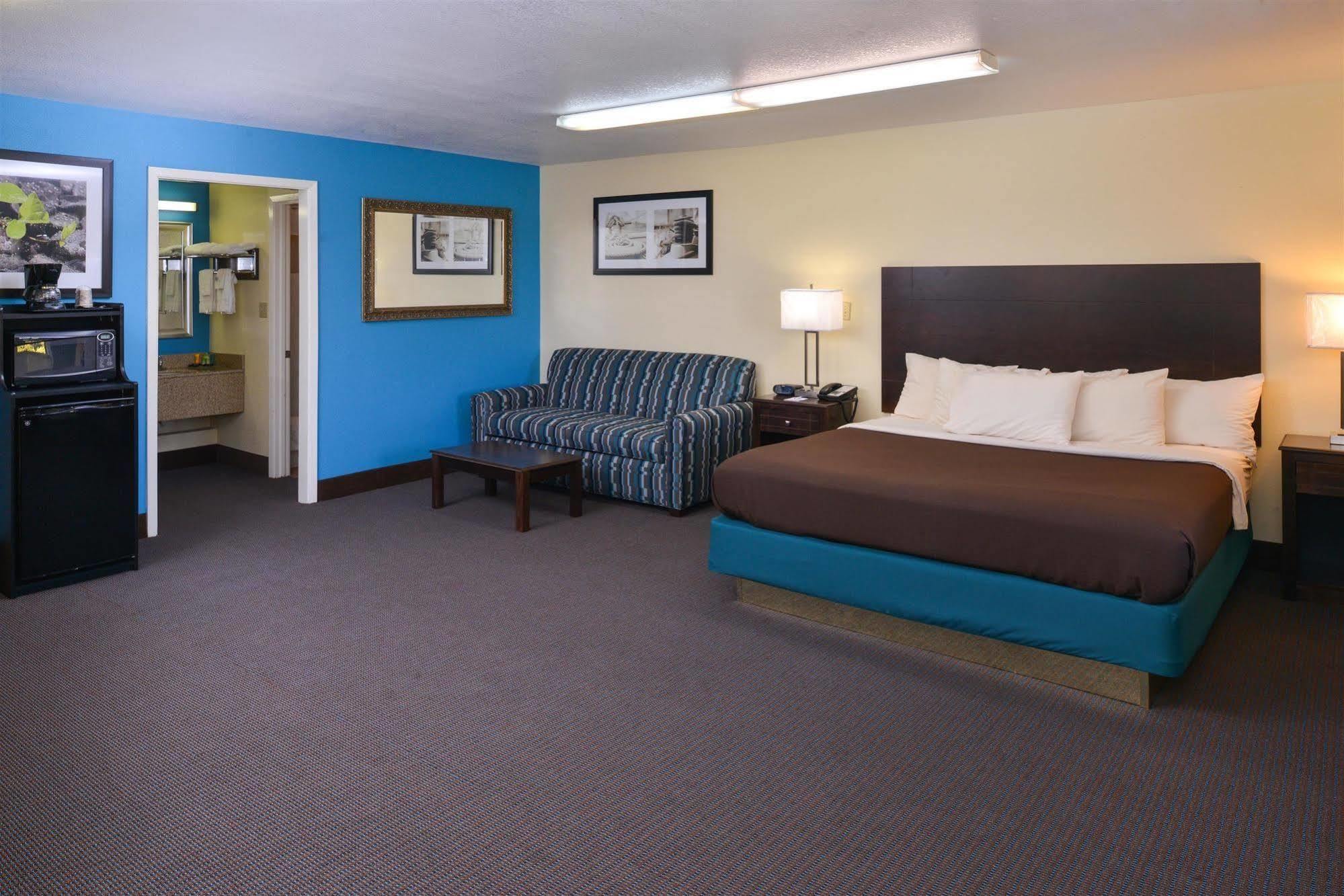 Americas Best Value Inn - Бейтсвилл Экстерьер фото